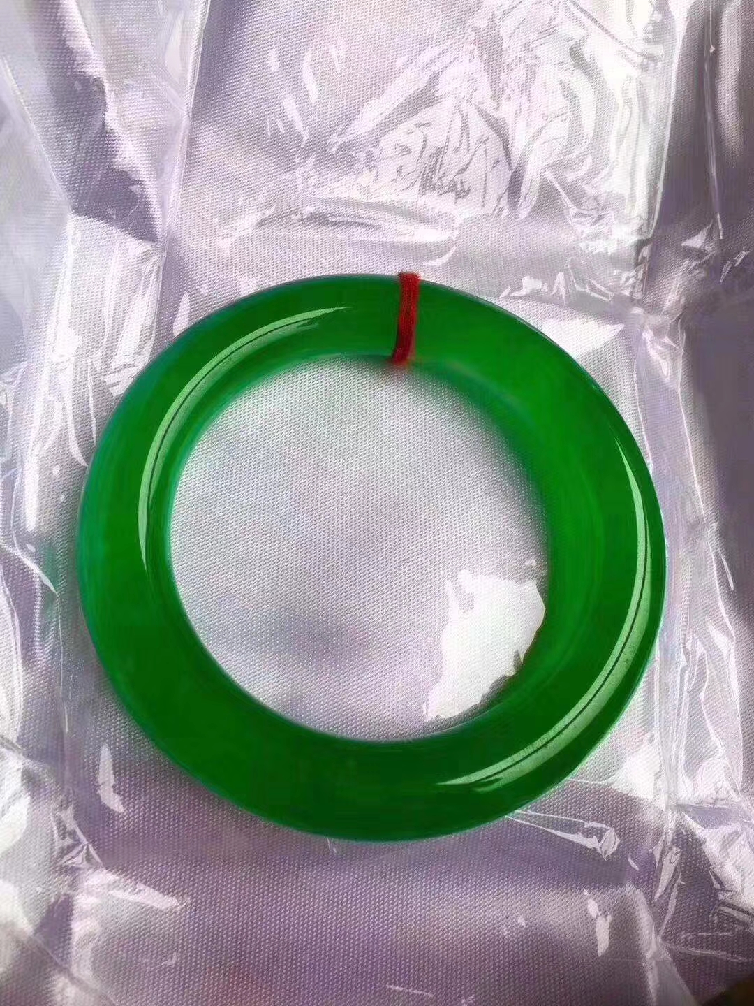 翡翠手鐲，銀手鐲